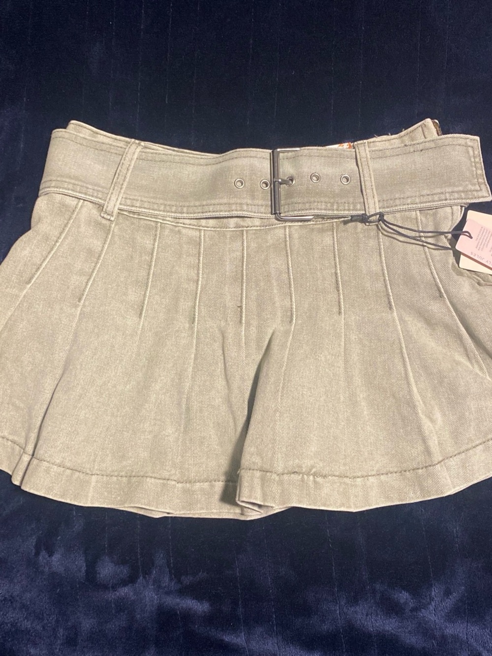 Light olive green Pleated Belted Mini Skirt